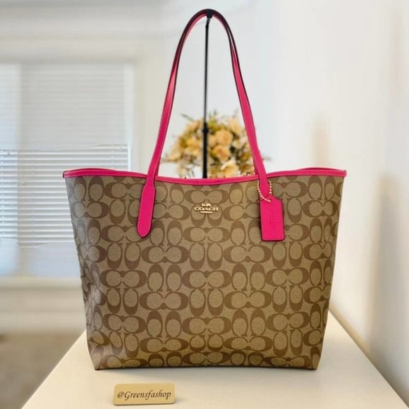 Coach Handbags - Coach City Tote In Signature Canvas